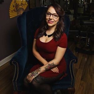 Meet your Posher, Becky